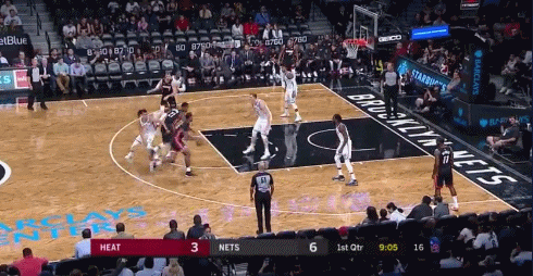 火箭保罗得到11分12次助攻,还送出4次抢断,哈登则得到9分10助攻