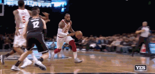 火箭:哈登18分10板15助( 本赛季第4个三双,职业生涯第35个),周琦2