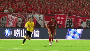 冯潇霆铲倒埃尔克森