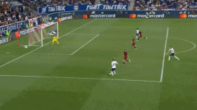 温克斯后点补射得手