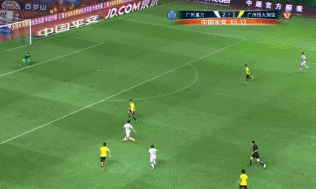 雷纳迪尼奥梅开二度