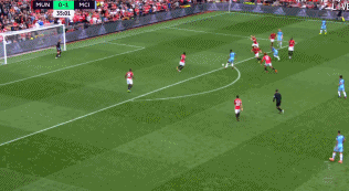 伊希纳乔于曼市德比首回合补射破门