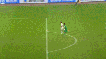 维特塞尔打门被扑