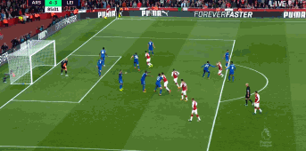 大吉鲁头球破门