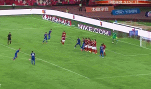 多奇卡尔最后时刻任意球破门