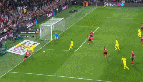 内马尔打入法甲首球