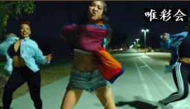 动图:周玲安热舞诱惑