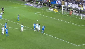 纳瓦斯飞身扑点