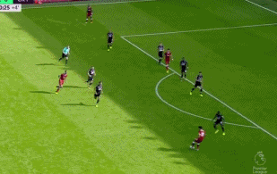 左扑右挡,你们干嘛就是不好好防守呢?