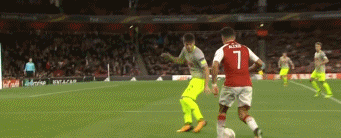 “桑大腿”世界波直挂死角,霍恩呆若木鸡!