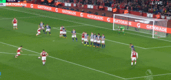 拉卡泽特首开记录