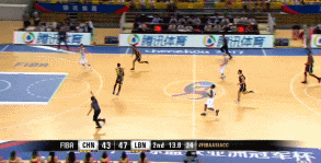 亚当斯长传可兰白克完成暴扣