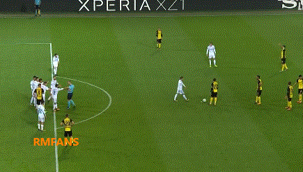 魔笛测试人墙距离