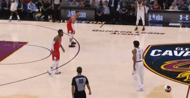 罗斯招牌再现！经典拉杆上篮