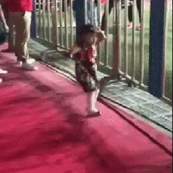 收尾略尴尬