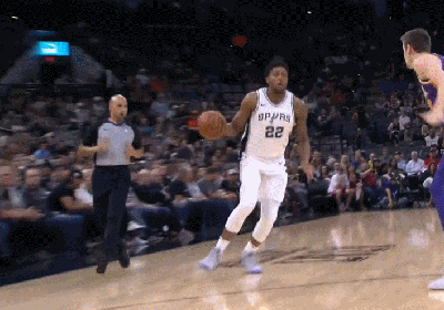 盖伊平行打板上篮打2+1