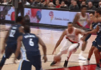 麦科勒姆无解后转身后仰