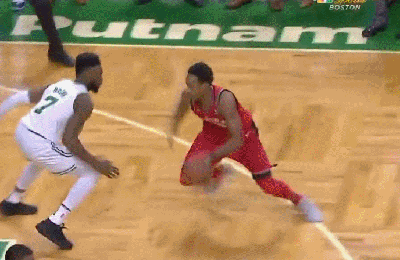 德罗赞错失制胜一球