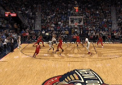 朗多击地直塞助攻“浓眉哥”暴扣