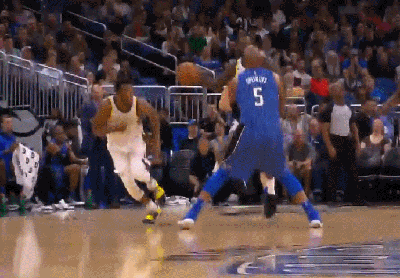 奥拉迪波快下滑翔挂筐飞扣