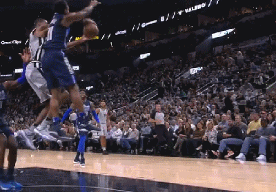 引起波波维奇震怒的一次界外球误判