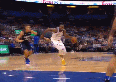 杜兰特杂耍挑篮秀肌肉