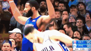 恩比德挥动双臂送别庄神