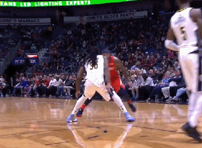 考辛斯变向突破法里德打板上篮