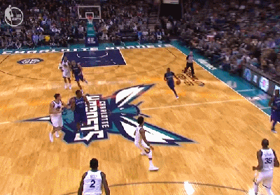 马文-威廉姆斯彩虹高抛,魔兽空接灌篮打2+1