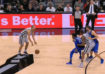 吉诺比利制胜一击引爆马刺主场