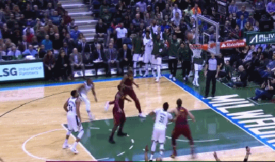 埃里克-布莱德索（雄鹿）