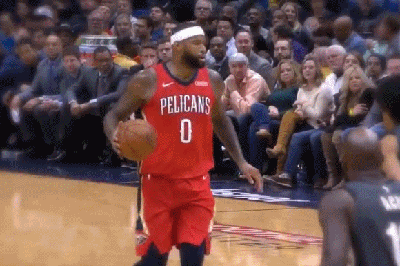 康宁汉姆空切接考神助攻空中转体劈扣