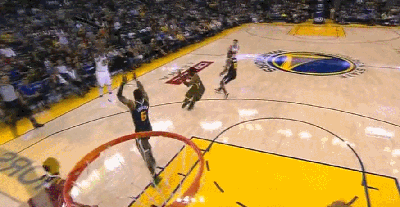 格林空配韦斯特双手炸筐