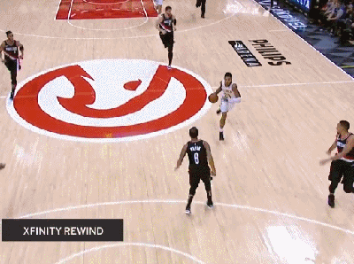 贝兹莫尔单臂劈扣霸气侧漏