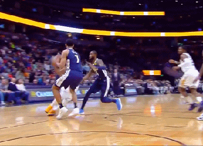 米切尔打2+1销魂抖肩