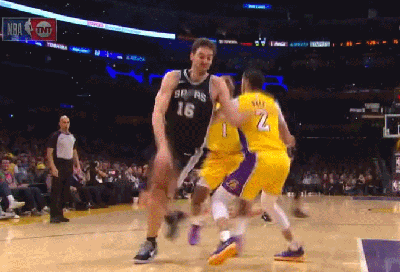 拉里-南斯（湖人）