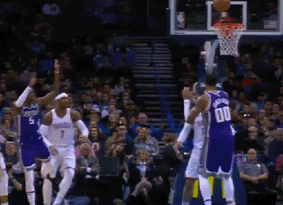 乔治抢断快攻助攻威少放篮