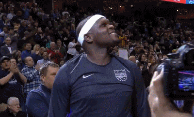 兰多夫享受老东家的致敬