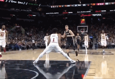 德章泰-穆雷残暴战斧劈扣