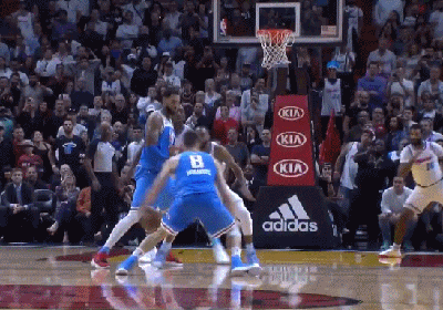 福克斯神兵天降吊框暴扣献上准绝杀