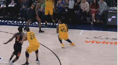 米切尔（爵士）