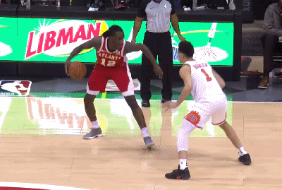 普林斯单挑布克完成三分准绝杀