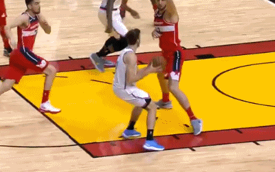 德拉季奇助飞阿德巴约