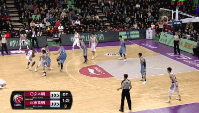 哈德森两次运球+助攻赵继伟命中三分