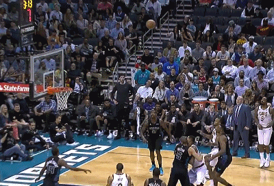 詹姆斯君临天下霸气补扣