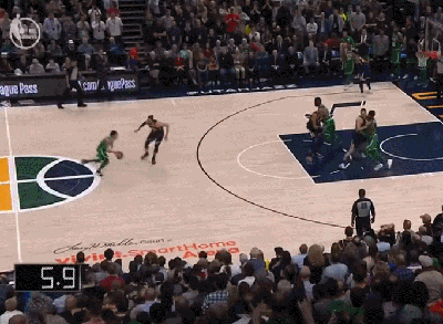 杰伦-布朗三分绝杀爵士