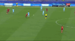 包夹梅西以及上抢巴萨接应球员