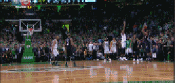 米德尔顿超远三分压哨命中扳平比分