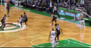 斯玛特以1敌3！抢到地板球助攻霍福德