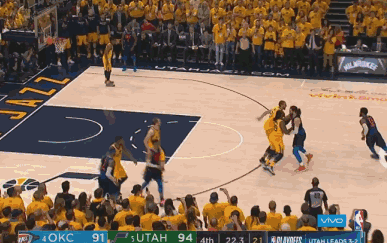 乔治关键一攻造三分犯规未果